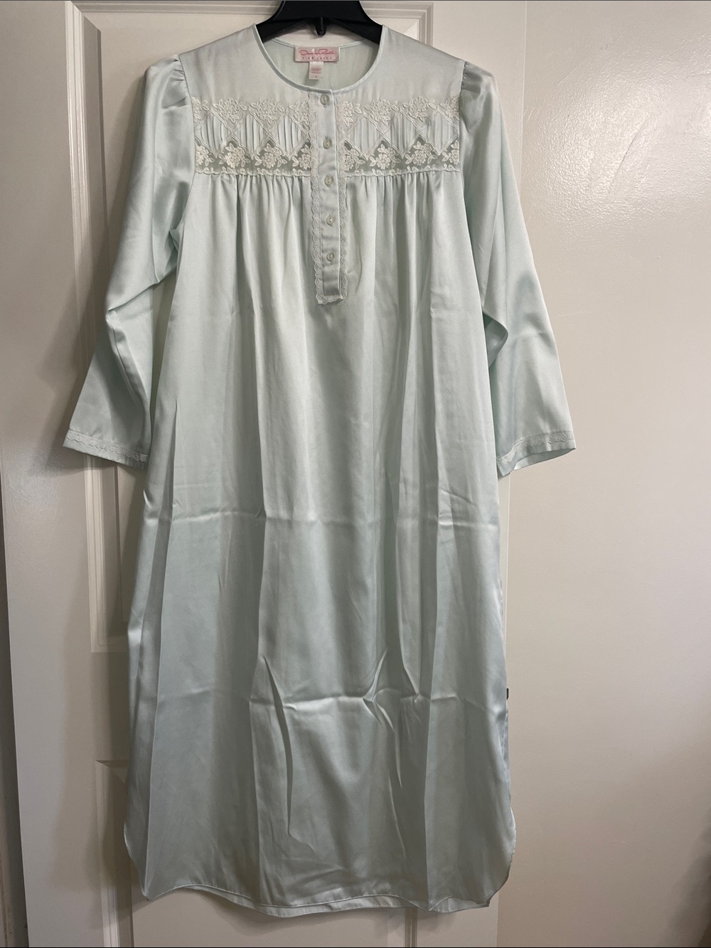 Oscar de la Renta Pink Label Vintage Nightgown Satin with Lace Detail